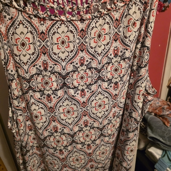 Cato Women's Size 26/28W Sleeveless Geometric Print Top - Picture 10 of 11